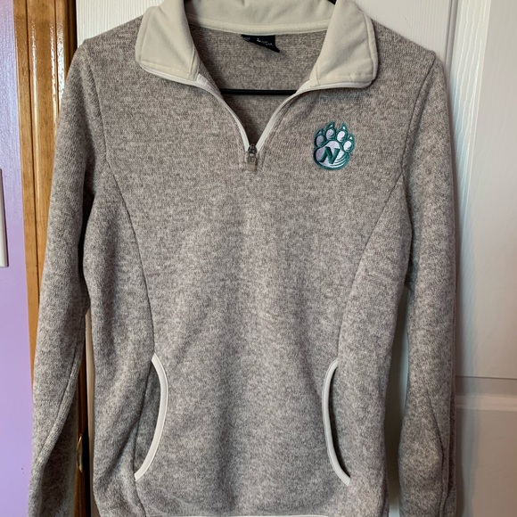 ✨ Northwest Bearcats 1/4 zip up ✨ - Picture 1 of 4